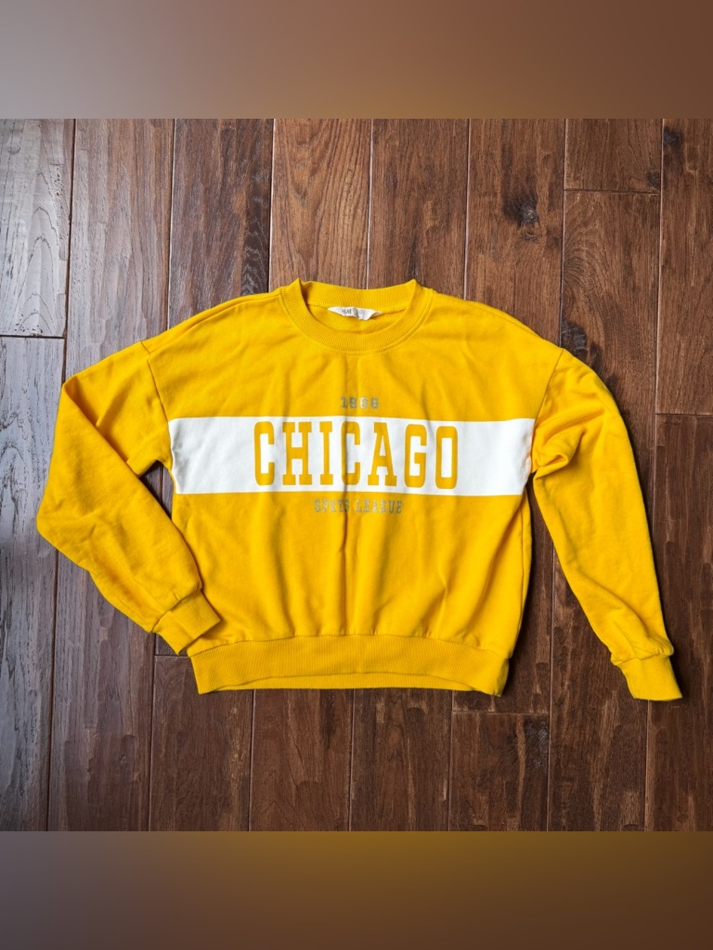 H&M Chicago 1986 Sports League Yellow Sweatshirt - Kids Size 12/14 - Picture 2 of 6